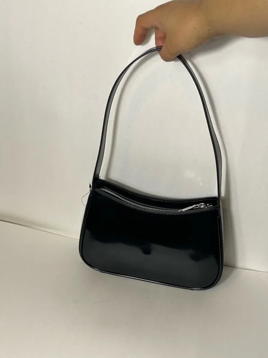 GUESS ARNELA Top Zip Small Black Patent Shoulder Bag NWT - Picture 3 of 12